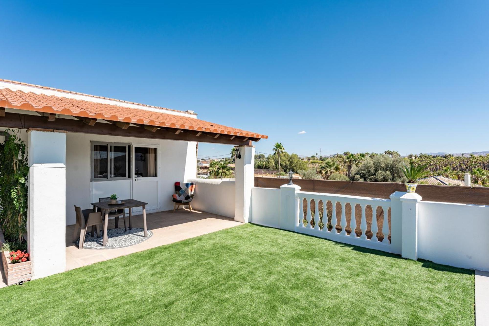 La Casa De Familia Bed & Breakfast *