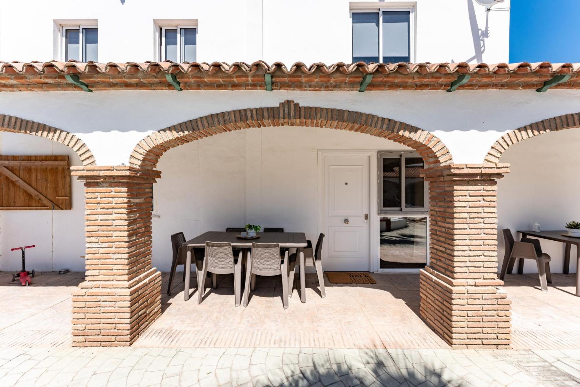 La Casa De Familia Bed & Breakfast Malaga